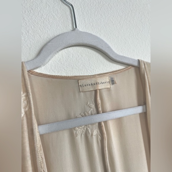 4LoveandLiberty - Cream Kimono - Small - Picture 3 of 3